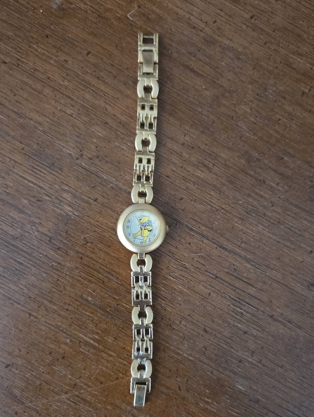 vintage Winnie the Pooh bracelet watch by Seiko